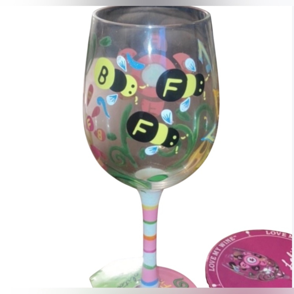 Lolita Vintage Bee-FF beautiful hand painted wine glass.🍷💞💫